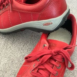 Keen Women’s size 8.5